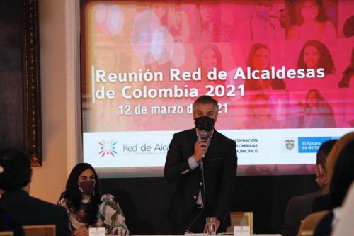 Reunión red de alcaldesas por la democracia y la paz y gobierno nacional 24